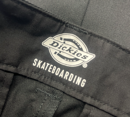 DICKIES ディッキーズ SKATEBOARDING REGULER FIT PANT BLACK スケートボード パンツ チノパン