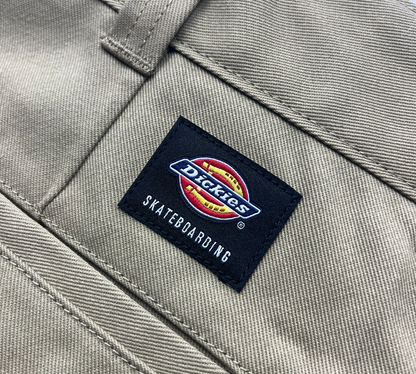 DICKIES ディッキーズ SKATEBOARDING REGULER FIT PANT SAND スケートボード パンツ チノパン