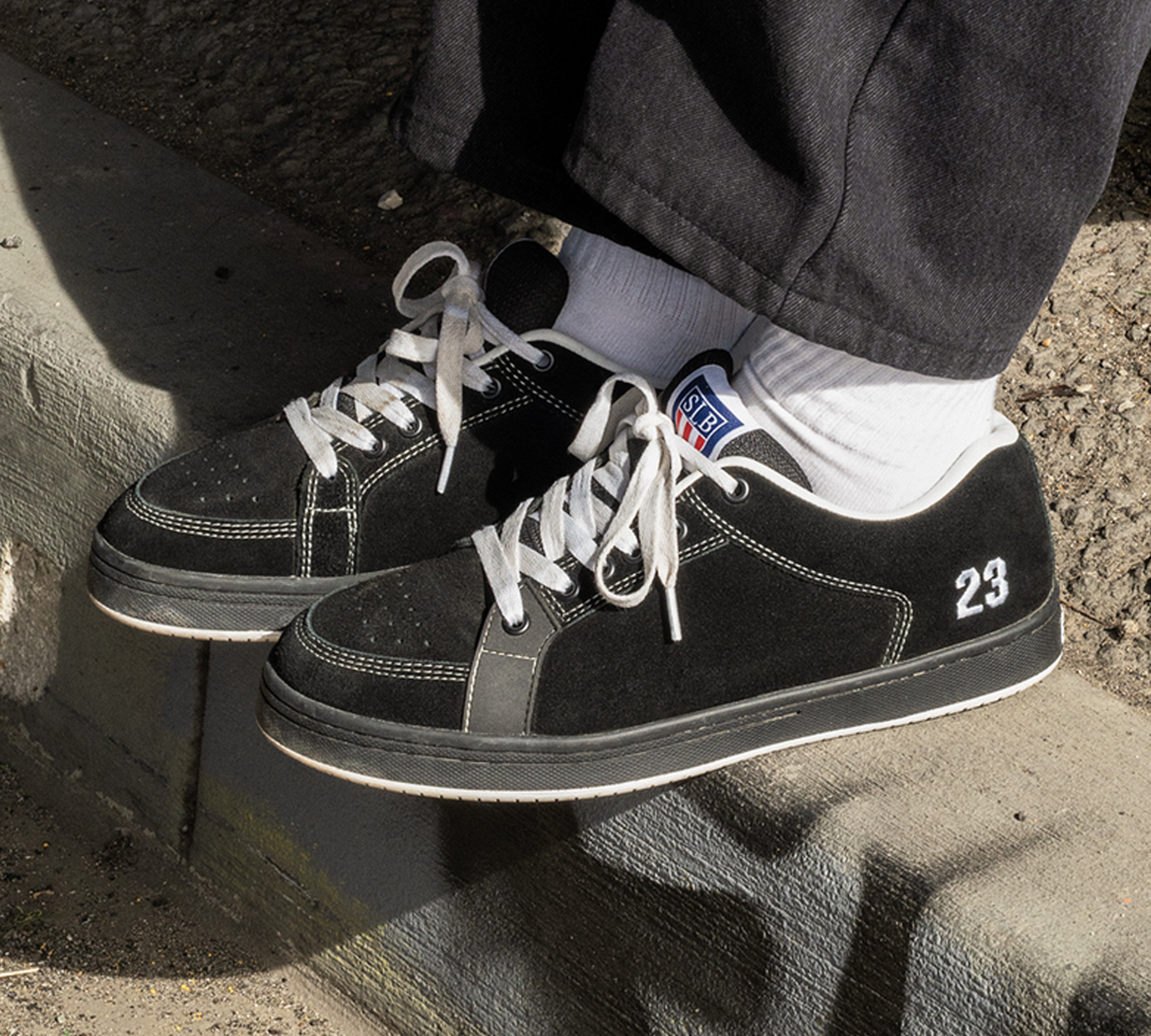 エトニーズ サルバービア ETNIES SAL 23 BLACK WHITE シューズ